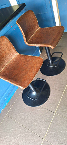 Brown swivel bar stools - 2x,