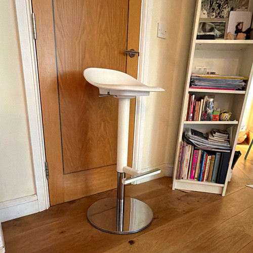 White adjustable swivel bar - adjustable,
